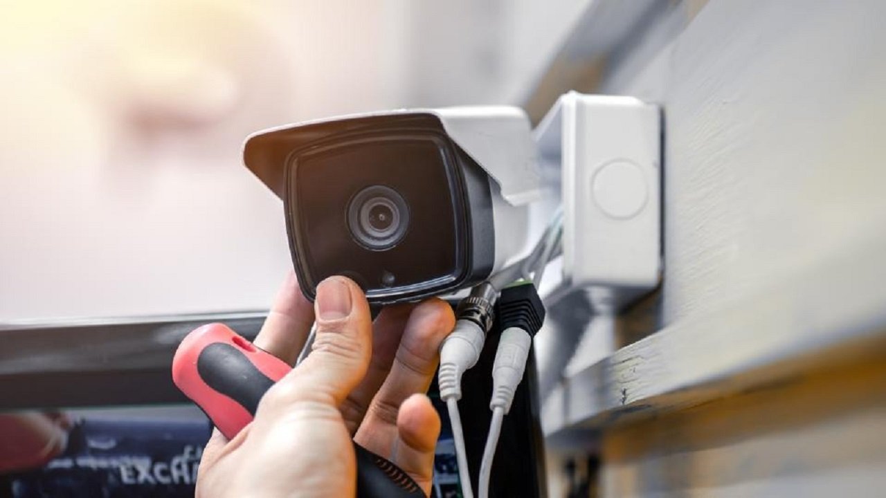 How Different Types of Security Cameras Guarantee Your Home Safety