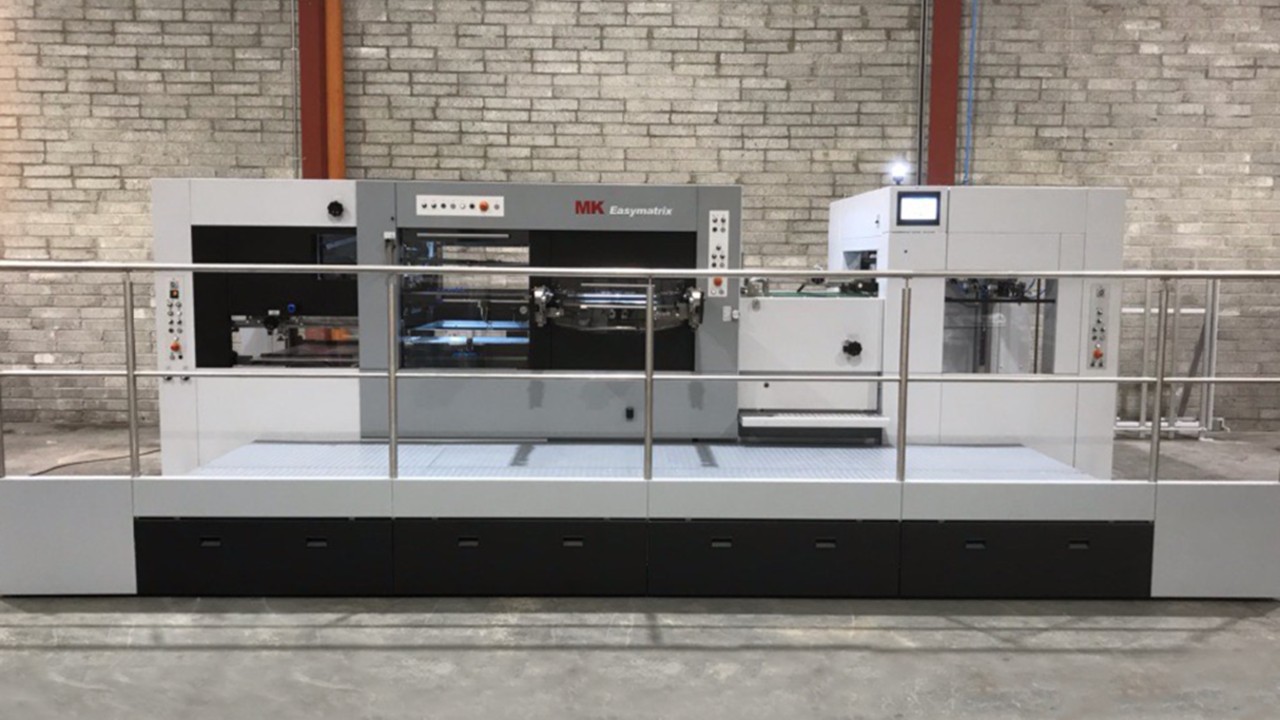 Masterwork Delivers Cutting Accuracy for Heavy and Lightweight Substrates